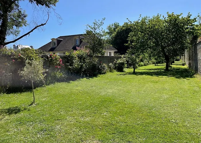 Prázdninový dům Balaena - Maison Avec Jardin Proche